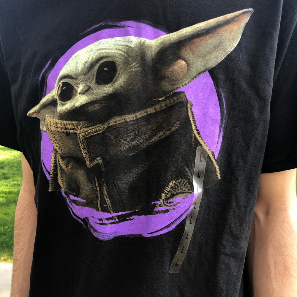 Star Wars NWT Baby Yoda T-shirt L - Picture 6 of 7